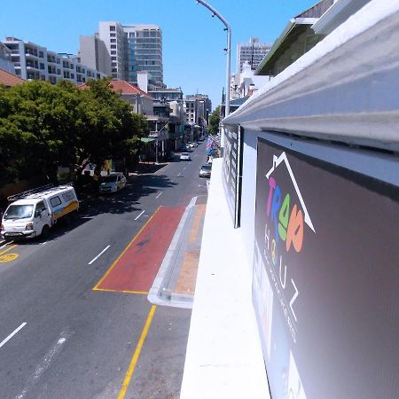 Trap Houz Backpackers Hostel Cape Town Exterior photo