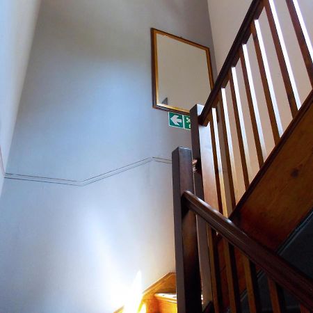 Trap Houz Backpackers Hostel Cape Town Exterior photo